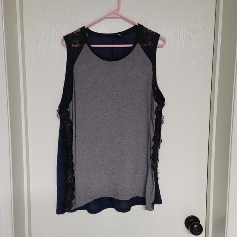 ⭐️ womens grey, black lace, and blue sleeveless shirt - size 2X
